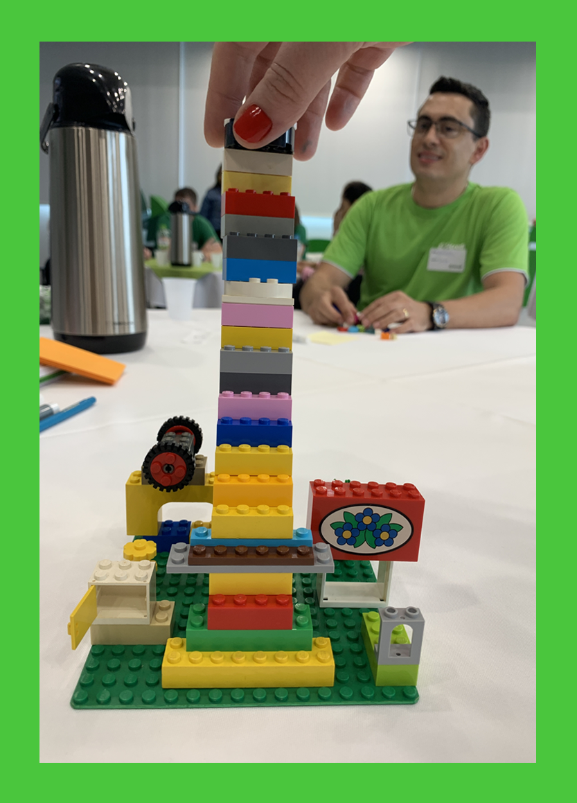 Se joga: Base de Conhecimento - Somos uma consultoria que projeta estratégias e culturas, que despertam o potencial de transformação das organizações. 